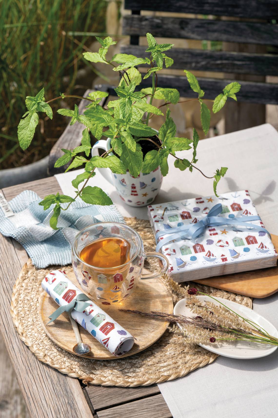 Ambiente - Maritimer Teegenuss mit Nautical Items Accessoires