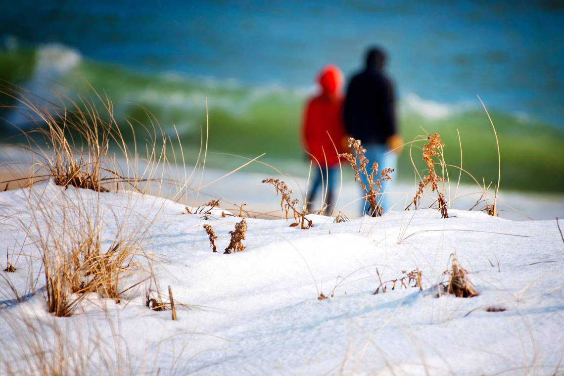 Discover Long Island  - Strandspaziergang im Winter