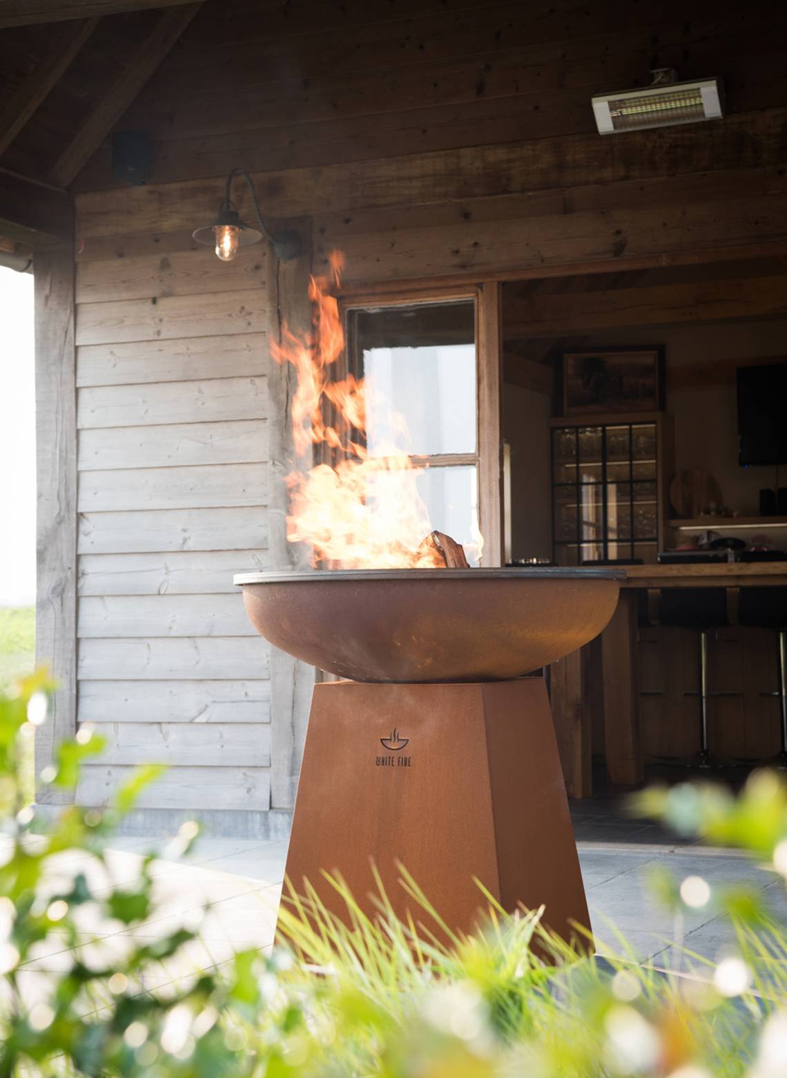 cosy & trendy - White fire BBQ für die Außenküche