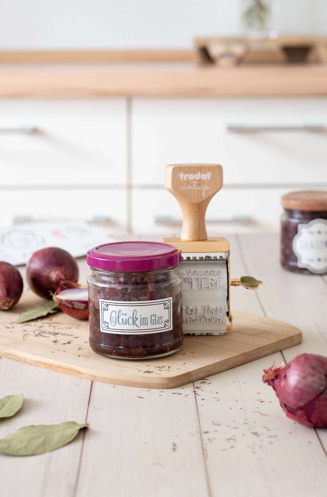trodat - Selbstgemachtes Zwiebel-Chutney mit einzigartigem Etikett