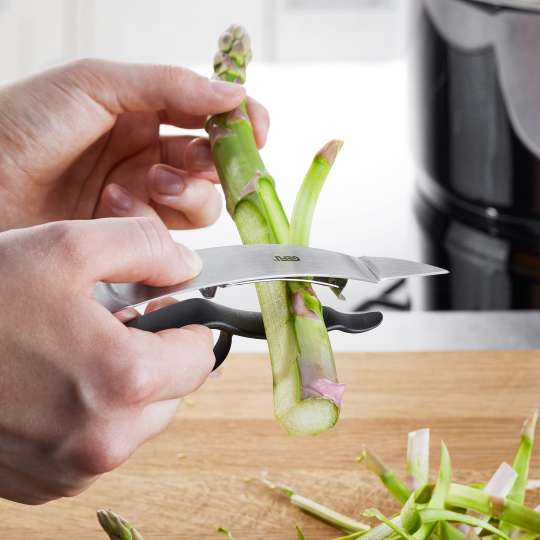 GEFU - Effizientes und fixes Spargelschälen mit Spargel- und Möhrenschäler ROYALE