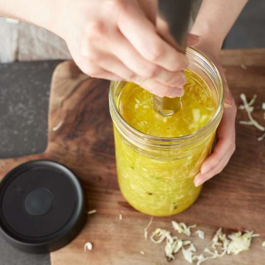 GEFU - Nährstoffboost für den Körper: Goldenes Sauerkraut 