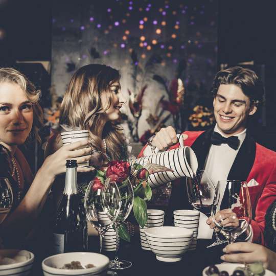 Gmundner Keramik - Tafeldekor im Vintage-Style für schillernde Partys