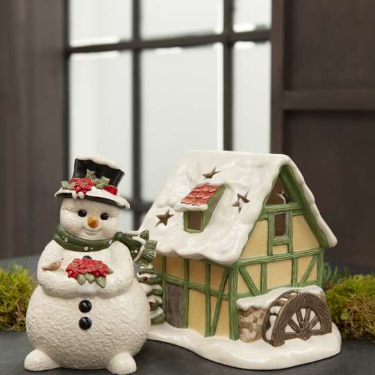 Goebel - Verschneite Weihnachtswelt: Schneemann und Wassermühle