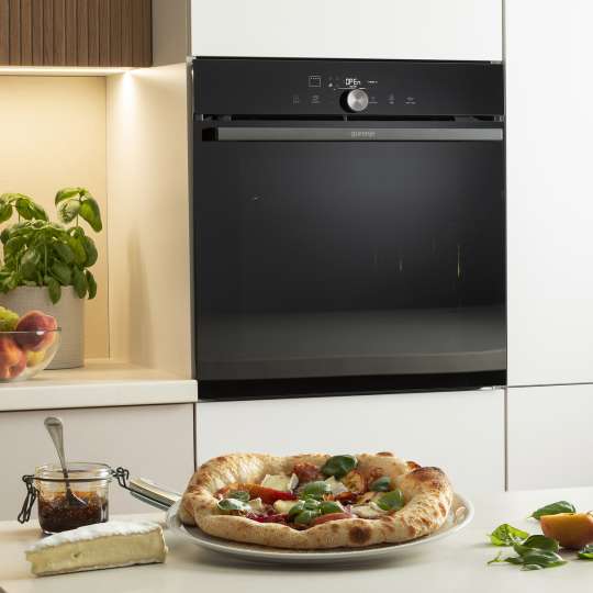 Gorenje_PizzaPlus_Ofen_03.jpg