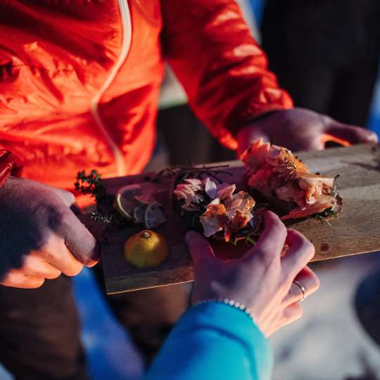 höfats - Lachs perfekt gegrillt genießen mit dem Flammlachsbrett