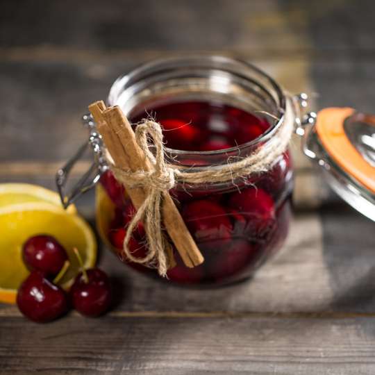 Kilner - Glass mit Bügelverschluss, 500 ml - Kirschen