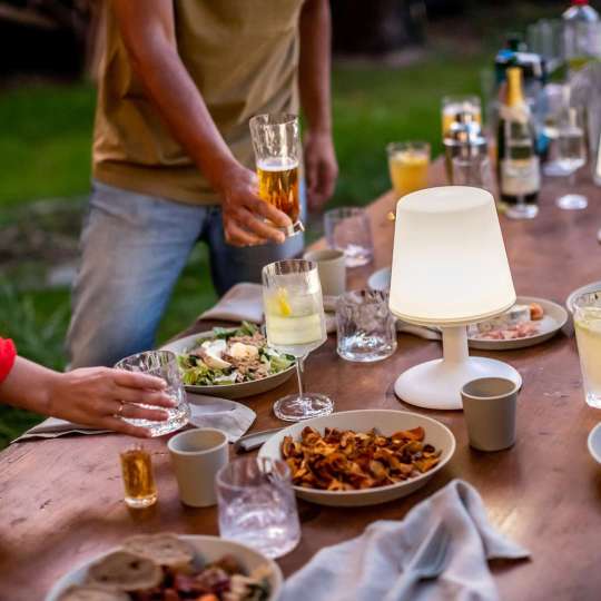 Koziol - Draußen essen - LIGHT TO GO mit CLUB Geschirr