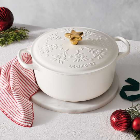Le Creuset - Weihnachts-Statement-Piece: Bräter Signature der Noël Collection