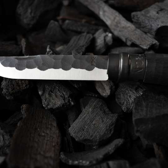 Opinel - Mit teilweise gehämmerter Klinge: No. 08 Forge