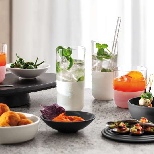 Villeroy & Boch - Stilvolles Match für einen modernen Aperitif: La Petite Boule mit Gläsern von Manufacture