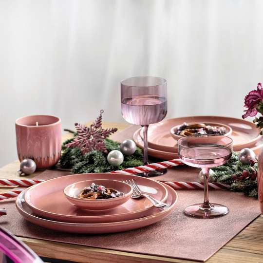 Villeroy & Boch - Perlemor Coral Porzellan setzt leuchtende Farbakzente zu Weihnachten