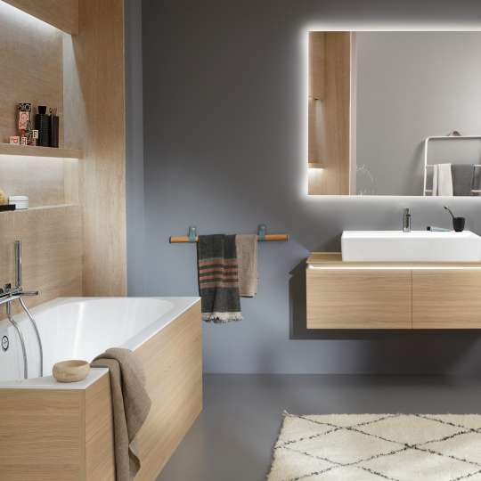Villeroy & Boch - Gemütliches Badezimmer mit Holzelementen