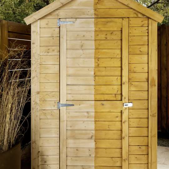 Xyladecor - Gartenhütte vor und nach Holzschutz-Lasur Behandlung