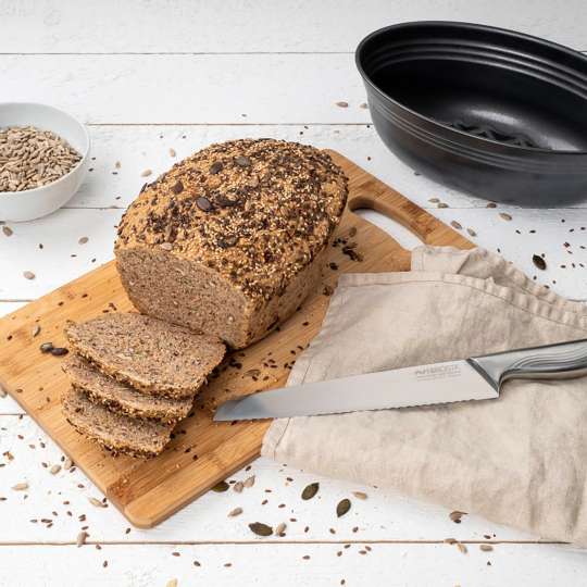 Zenker - Frisches fluffiges Brot mit Brotlaibbackform aus Stahlblech