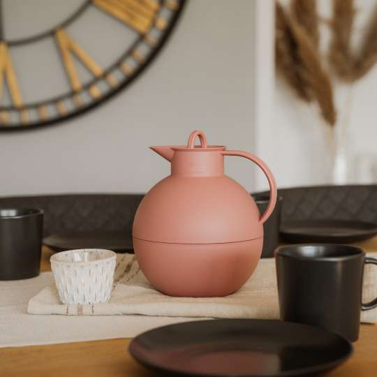 alfi Isolierkanne Kugel in ash rose 