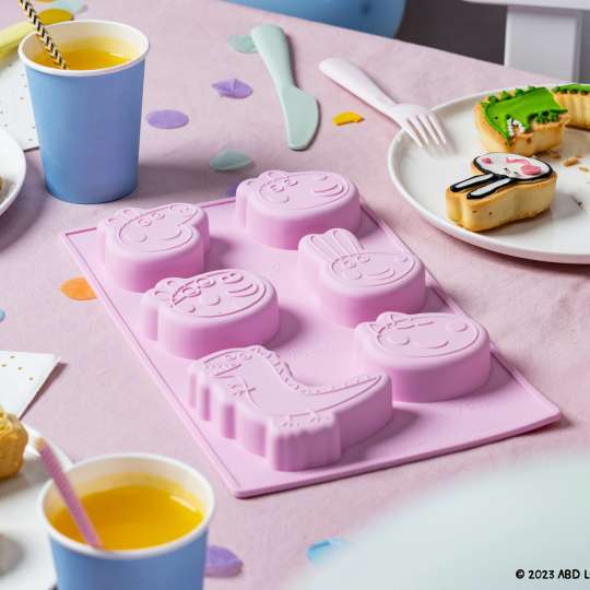 Dr. Oetker - Originalgetreu: Peppa & ihre Freunde als Mini-Küchlein mit Silikonbackform