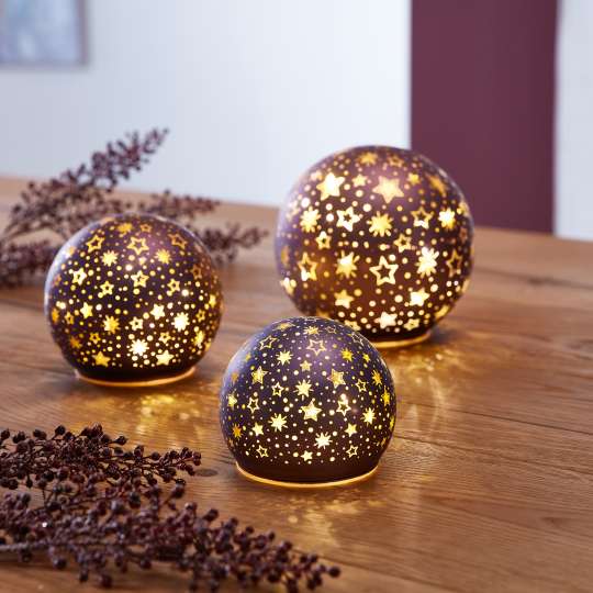 formano - Glitzerndes Lichtspiel mit Dekokugeln in violett-gold