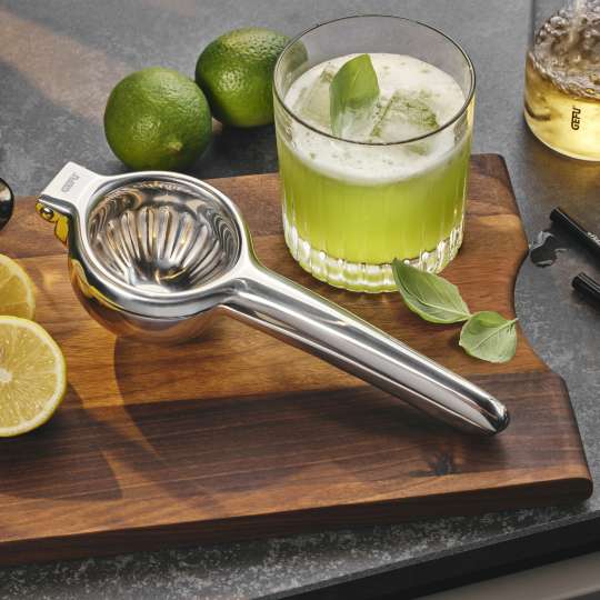 GEFU - Ohne Kraftaufwand Früchte auspressen mit der Zitruspresse LEMON