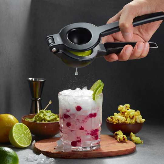 Erfrischende Cocktails verfeinern mit Zitruspresse LEMON DUO von GEFU