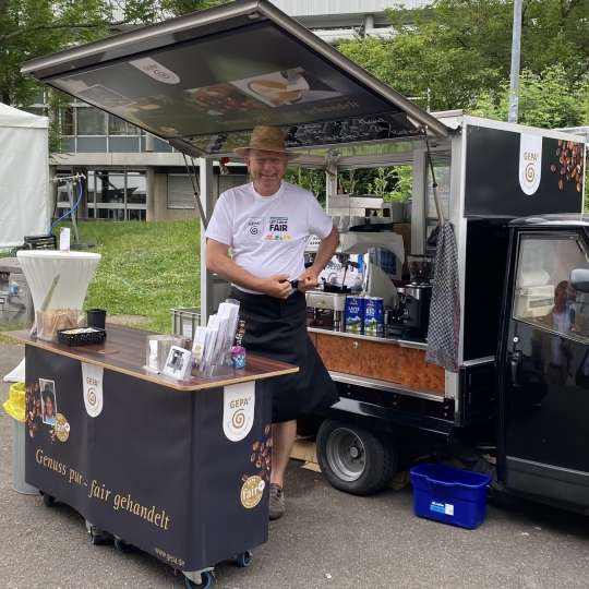 GEPA GEPA-Kaffee-Ape wieder auf dem Kirchentag