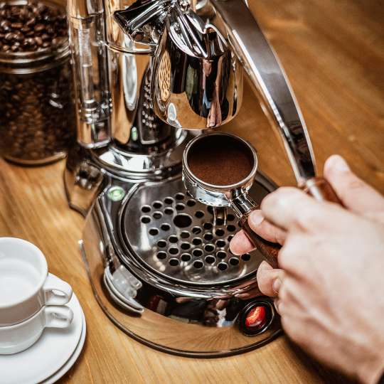 La Pavoni - Espresso kochen wie in Italien mit Espressomaschine Stradivari