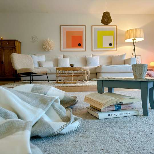 riema-stine-grau-baumwolldecke-wohnzimmer-bilder7-trendxpress.jpg