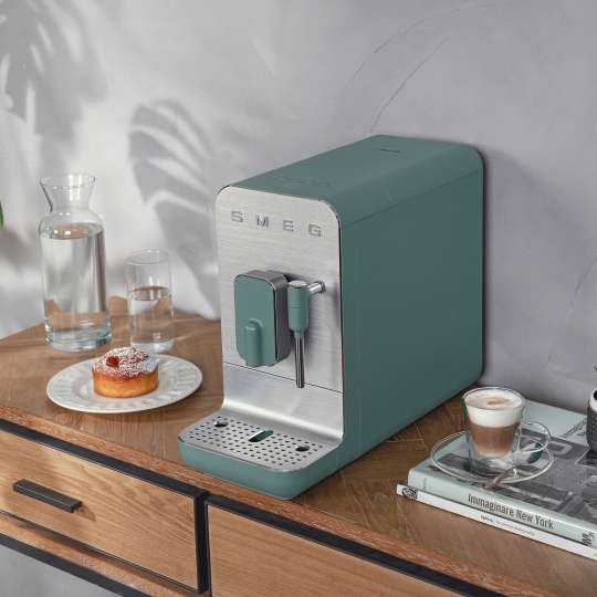 Smeg Kaffeevollautomat BCC01 Emerald Green