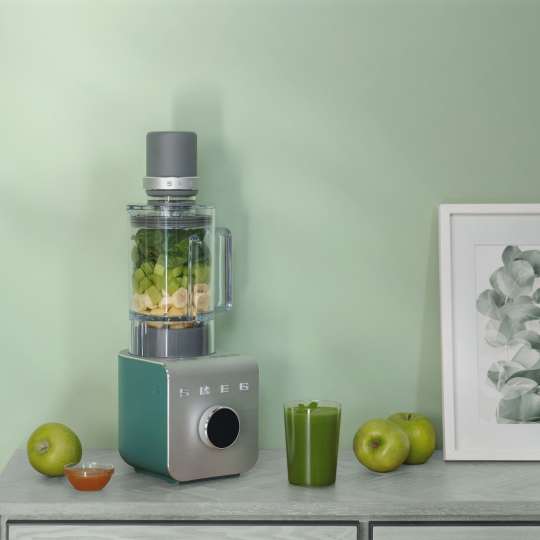 smeg - Grüne Smoothies auf Knopfdruck mit dem Power-Blender