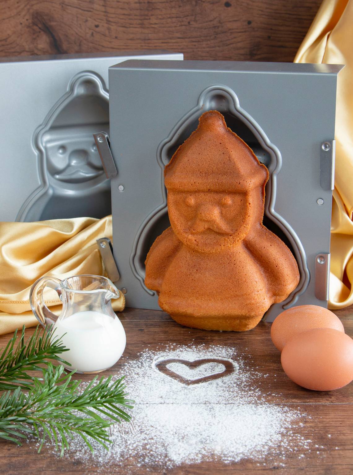 STÄDTER - 3D Backformen - we love baking SANTA Form und Kuchen - Ambiente