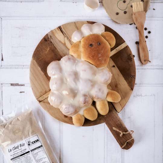 Pull-Apart-Osterlamm mit Sauerteig (c) Ernst BÖCKER GmbH & Co. KG