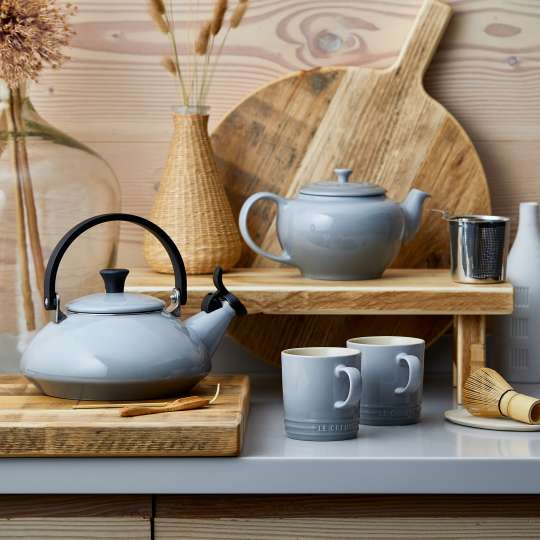 Le_Creuset_Zen_Kitchen_Tee_Zeremonie