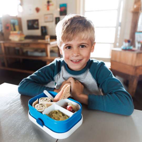 Mepal - Kinderdekore - Junge mit Brotdose Campus bento 