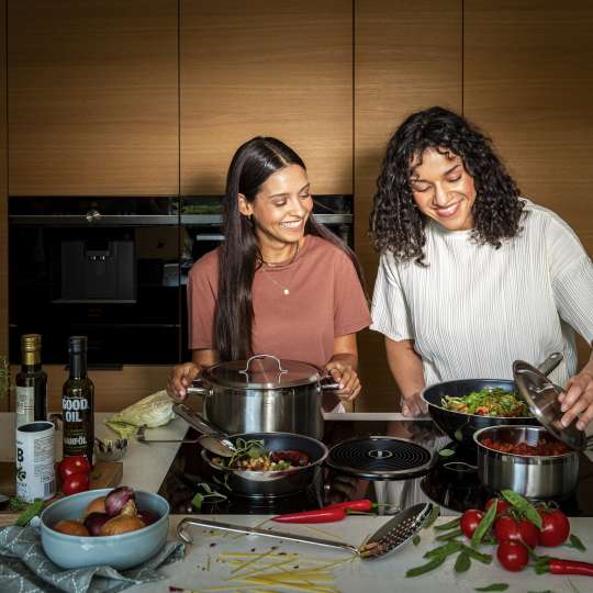 RÖSLE - Kochvergnügen mit gutem Gewissen mit den Töpfen und Pfannen der RÖSLE PUREELEMENTS Serie