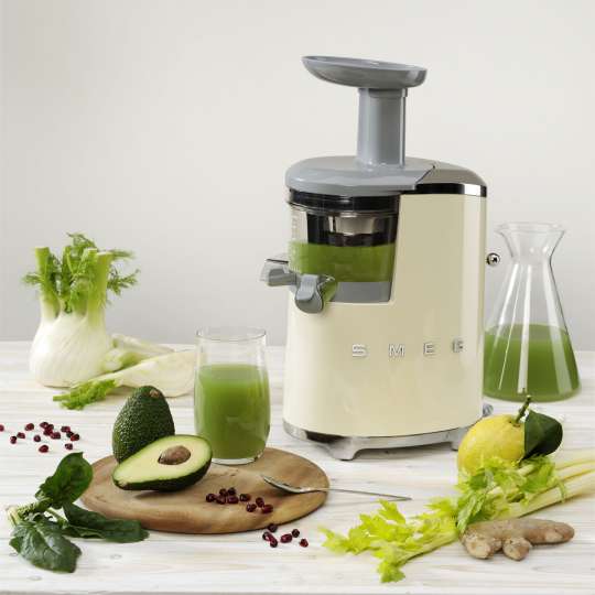 SMEG Juicer SJF01CREU Creme_Milieu 2