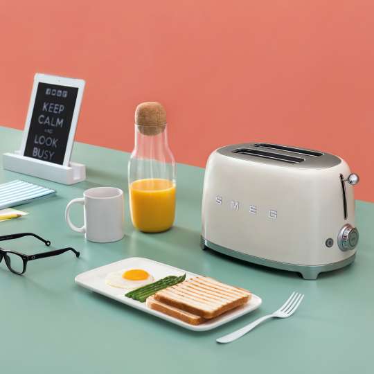 Smeg Toaster Creme - Milieu 