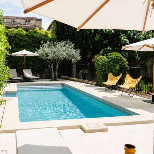 Neuanbau und neuer Pool im Beaumier Hotel Le Moulin