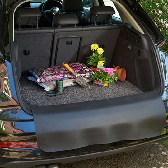 Praktische Neuheit für einen sauberen Kofferraum: das innovative Kleen-Car Car Protector Set