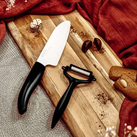 Messer und Schäler mit Keramikklinge