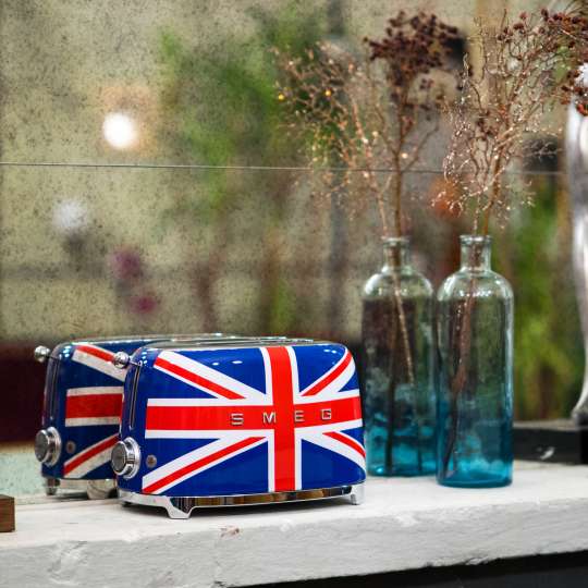  Very cool indeed! Der Smeg Toaster im Union Jack Design