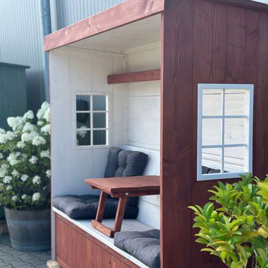 Wood Lounge