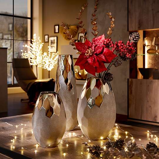 Weihnachtliche Vasen